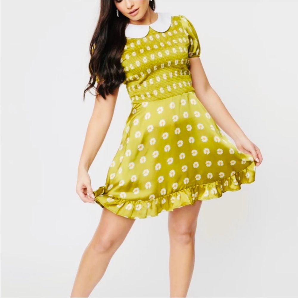 Smak Parlour women’s green smocked daisy print dress Sz XL NEW satin summer